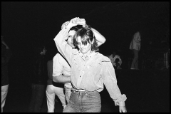 img054